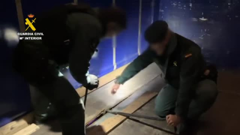 Incautada media tonelada de hachís oculta en un camión que circulaba en la A-2 Incautada media tonelada de hachís oculta en un camión que circulaba en la A-2