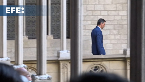 Sánchez ratifica a Aragonés su rechazo a un referéndum porque no cabe en la Constitución Sánchez ratifica a Aragonés su rechazo a un referéndum porque no cabe en la Constitución