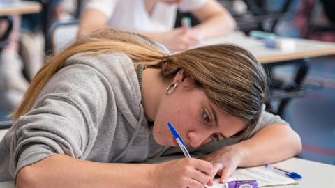 01/06/2022-La Rioja ha acogido este miércoles 1 de junio en la Universidad de La Rioja (UR) el pistoletazo de salida de la Evaluación de Bachillerato para el Acceso a la Universidad (EBAU)