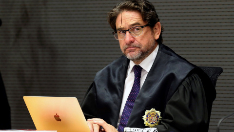 Fotografía de archivo, de mayo de 2016, en un juicio en Las Palmas, del juez Salvador Alba, que ha sido condenado por el Tribunal Superior de Justicia de Canarias (TSJC) a seis y medio años de cárcel y 15 de inhabilitación por prevaricación