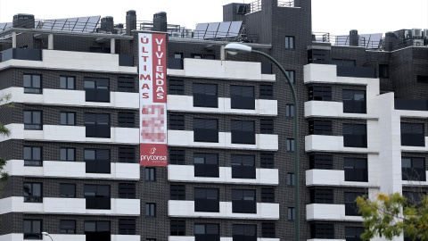 20/10/2020-Edificio de viviendas en venta en Madrid (España), a 20 de octubre de 2020.