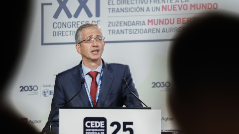 El gobernador del Banco de España, Pablo Hernández de Cos, durante su intervención en el XXI Congreso de directivos CEDE (Confederación Española de Directivos y Ejecutivos), en Baracaldo (Vizcaya). EFE/ Luis Tejido
