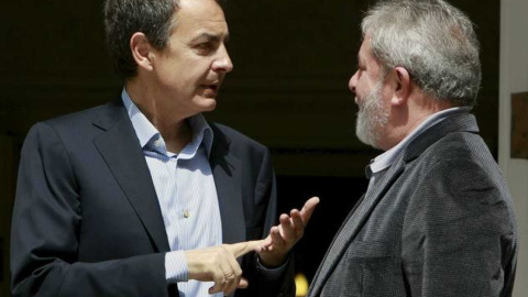 El expresidente del Gobierno, José Luis Rodríguez Zapatero, en una reunión celebrada en 2011 con el también expresidente y candidato brasileño Lula da Silva.