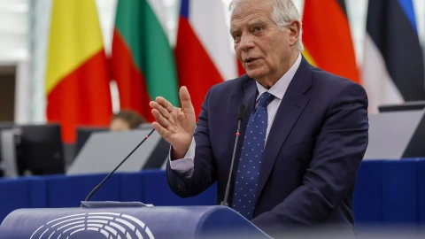 El alto representante de la Unión Europea para Asuntos Exteriores, Josep Borrell, comparece en el Parlamento Europeo a 15 de febrero de 2023