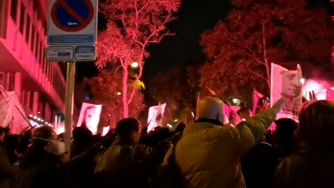 Alrededor de 200 personas homenajean a José Antonio Primo de Rivera, fundador de la Falange, el 20N en Madrid