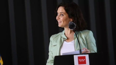 Imagen de archivo de Isabel Díaz Ayuso, presidenta de la Comunidad de Madrid, durante una rueda de prensa en el Hospital Isabel Zendal, a 24/06/2021