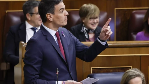08/03/2023.- El presidente del Gobierno, Pedro Sánchez, interviene en la sesión de control al Ejecutivo de este miércoles en el Congreso, que coincide con el Día de la Mujer y tras la votación de la reforma de la ley del solo sí es sí del P