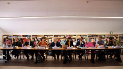 Membres de la comissió del Parlament per Pegasus en una reunió amb la delegació de l'Eurocambra en el marc de la missió a Madrid