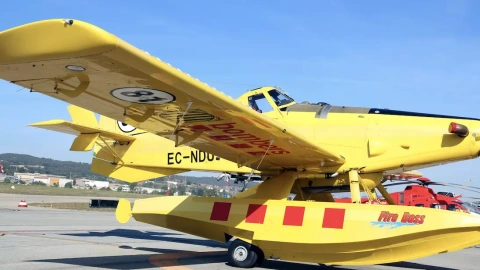 5-5-2023 Un dels avions amfibis dels Bombers