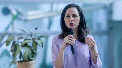 La líder de Podemos, Ione Belarra, interviene durante un acto a 4 de mayo de 2023, en Madrid.