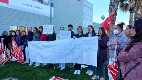 La huelga de los laboratorios en Madrid finaliza con un retraso de 18.000 pruebas diagnósticas