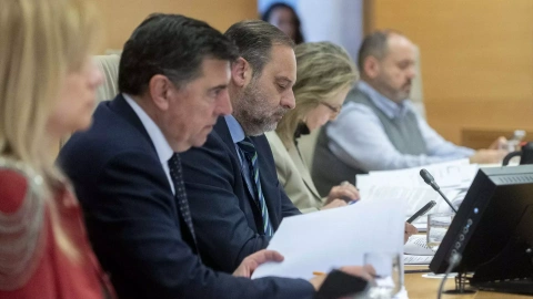 El presidente de la Comisión de Interior, José Luis Ábalos (c), durante la Comisión de Interior, en el Congreso de los Diputados, a 14 de marzo de 2023, en Madrid