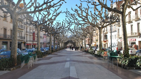 Un passeig de Tremp, capital del Pallars Jussà.