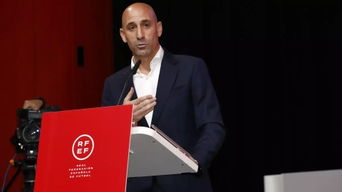 El presidente de la RFEF, Luis Rubiales, durante la Asamblea extraordinaria celebrada en Madrid, a 25 de agosto de 2023.