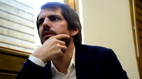 Imagen de archivo de una entrevista con Ernest Urtasun./ Maria Rubio