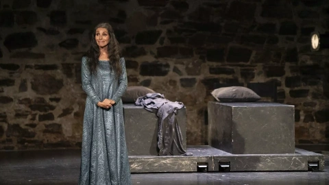 La actriz Ana Belén interpreta a una Julieta madura en la obra ‘Romeo y Julieta despiertan’, de E.L. Petschinka, en Cáceres.