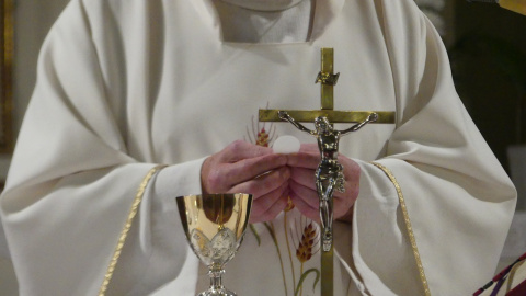 Un sacerdote, en una imagen de archivo. / PIXABAY