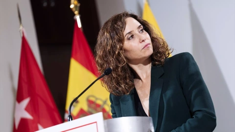 La presidenta de la Comunidad de Madrid, Isabel Díaz Ayuso, en el Consejo de Gobierno de la Comunidad de Madrid, a 27 de septiembre de 2023.