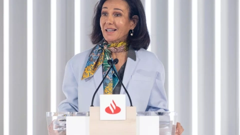 La presidenta del Banco Santander, Ana Botín, en la presentación de los resultados de la entidad en 2023. E.P./Eduardo Parra