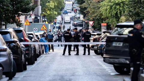 17/1/24 - Agentes de Policía Nacional y Municipal en la zona donde se disparó al exlíder del Partido Popular de Catalunya y cofundador de Vox, Alejo Vidal-Quadras, a 9 de noviembre de 2023, en Madrid (España).
