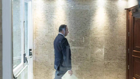 El exministro de Transportes y diputado del PSOE, José Luis Ábalos, a su salida en el Congreso de los Diputados, a 27 de febrero de 2024, en Madrid