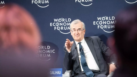 Francois Villeroy de Galhau, gobernador del Banco Central de Francia, en una reunión mundial sobre economía en Suiza, a 24 de mayo de 2022.