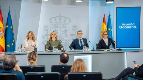 19/12/23 - La vicepresidenta Yolanda Díaz; la portavoz, Pilar Alegría; el ministro de la Presidencia, Félix Bolaños y la ministra Mónica García, durante la rueda de prensa posterior a la reunión del Consejo de Ministros, este martes.