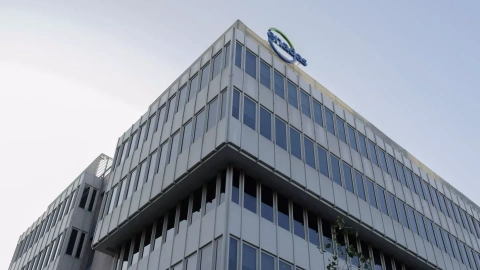 El logo de Enagás en su sede en Madrid.