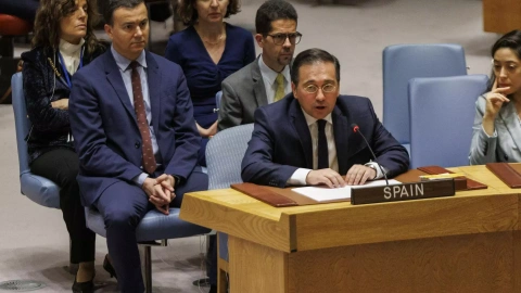 El ministro de Exteriores, José Manuel Albares, durante el debate del Consejo de Seguridad de Naciones Unidas para que Palestina sea miembro de pleno derecho.