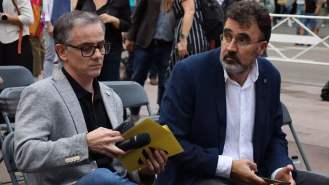 El president del grup parlamentari d'ERC, Josep Maria Jové, i el diputat d'ERC Lluís Salvadó, a l'acte d'ERC pel cinquè aniversari del 20-S.