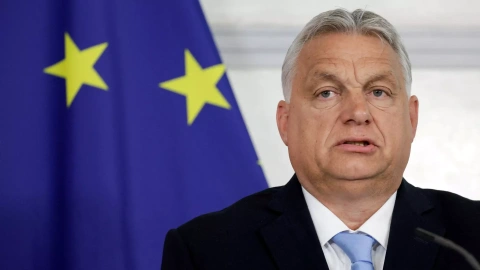 El primer ministro húngaro, Viktor Orban, asiste a una rueda de prensa en una "cumbre sobre migración" en Viena, Austria, el 7 de julio de 2023.