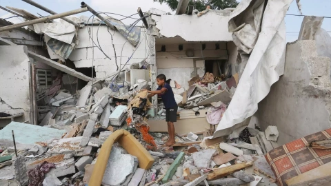 Imagen de archivo de una vivienda tras ser bombardeada por el Ejército israelí en Gaza, Palestina