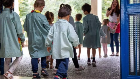 Imagen de archivo de varios alumnos en un colegio público de Logroño.