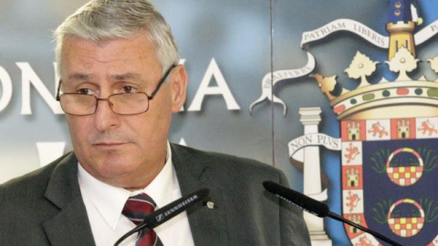 el consejero de Bienestar Social, Daniel Ventura