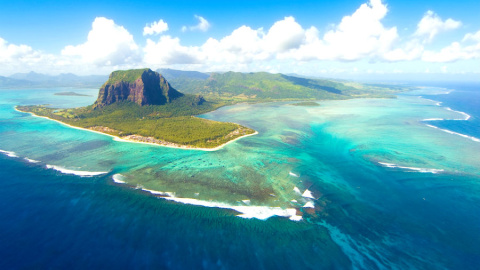 Vista general de isla Mauricio, situada en el océano Índico. EFE