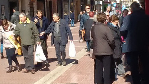 Rebrota la actividad comercial en Zaragoza