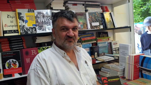 El cineasta, escritor y dibujante de El Jueves, Ion Arretxe presentará su novela, Intxaurrondo / PUBLICO