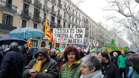 Manifestació convocada aquest dissabte per SomEscola i USTEC, en defensa del model d'immersió lingüística a l'escola catalana.