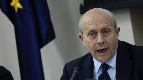 El exministro de Educación, José Ignacio Wert, durante su comparecencia este martes en la Comisión de Educación del Congreso de los Diputados / EFE