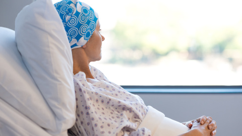 Los pacientes deben hacer frente a otros gastos derivados del cáncer que la Seguridad Social no contempla