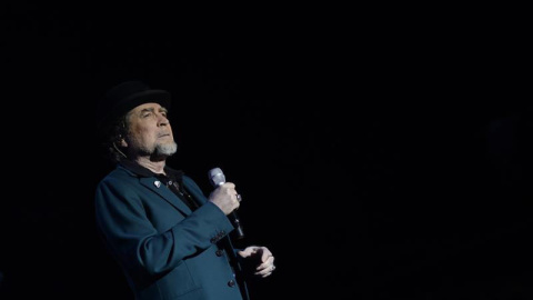 Joaquín Sabina durante su últimos concierto en Madrid. (VÍCTOR LERENA | EFE)