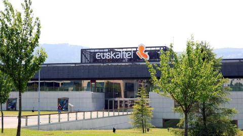 Sede de la operadora vasca Euskaltel. EFE