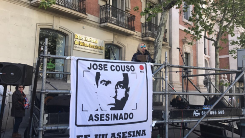 La hermana de José Couso en el acto / Twitter @HACJoseCouso