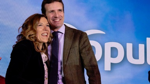La candidata del PP a la alcaldía de Huesca, Ana Alós, con el presidente de su partido, Pablo Casado. PP