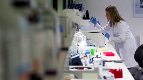 Imagen de archivo de un laboratorio de investigación en salud /EFE