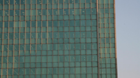 El logo de Ibercaja en su sede en Zaragoza. E.P.