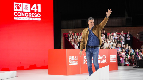 El Presidente del Gobierno, Pedro Sánchez, durante la inauguración del 41º Congreso Federal del PSOE en el Palacio de Congresos y Exposiciones, a 30 de noviembre de 2024 en Sevilla. El Presidente del Gobierno, Pedro Sánchez, durante la inauguración del 41º Congreso Federal del PSOE en el Palacio de Congresos y Exposiciones, a 30 de noviembre de 2024 en Sevilla.