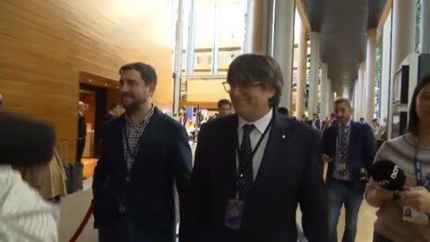 Puigdemont exige al presidente Sánchez que se someta a una cuestión de confianza Puigdemont exige al presidente Sánchez que se someta a una cuestión de confianza