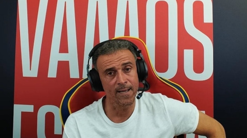 Luis Enrique en Twitch Luis Enrique se ha convertido en el rey de Twitch. (Fuente: Twitch.com/Luisenrique21)