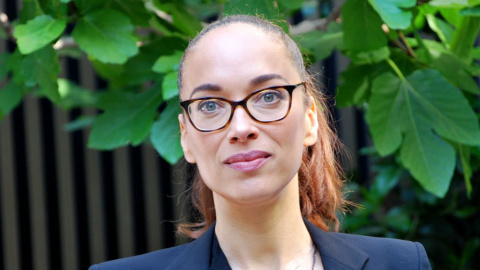 La directora Carmen Chaplin.